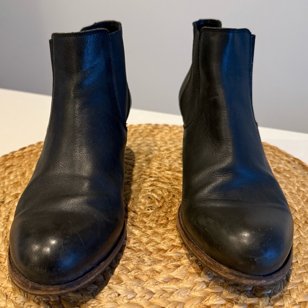 n.d.c. Handmade Chelsea Boots